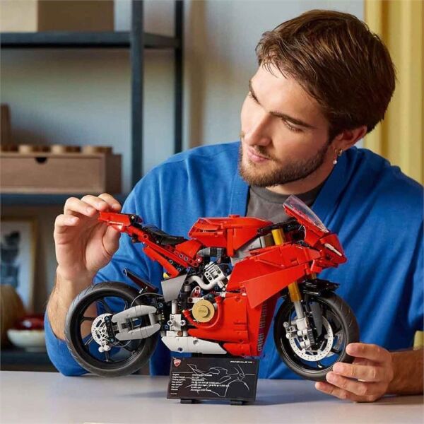 DUCATİ PANİGALE MOTOR LEGO TEKNİK