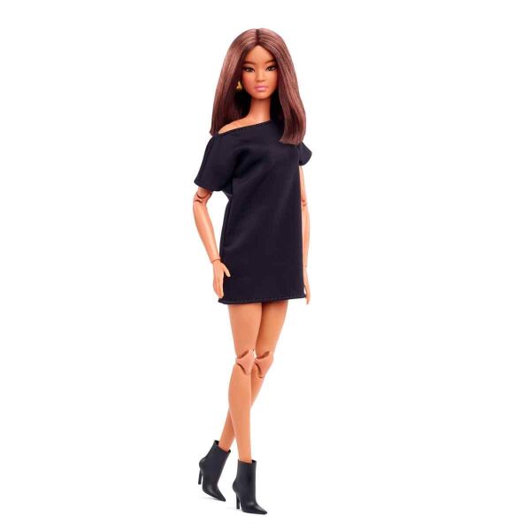 BARBIE BASICS İKONİK KOLEKSİYON BEBEKLER-KUMRAL KISA SAÇLI