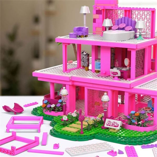 MEGABLOKS BARBIE DREAM HOUSE