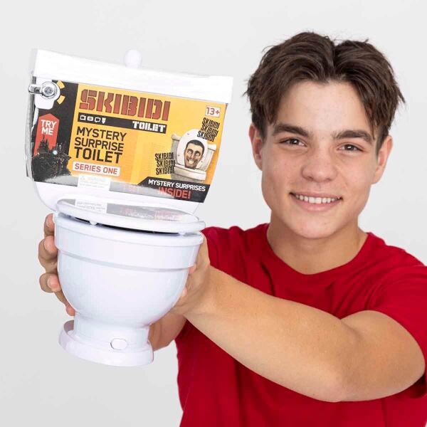 SKIBIDI TOILET SURPRİZ KLOZET