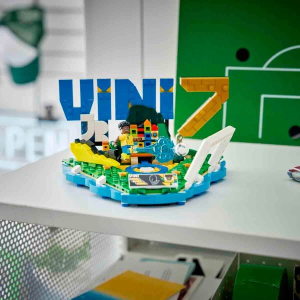 LEGO EDİTİONS VİNİ JR. FOOTBALL HIGHLİGHTS