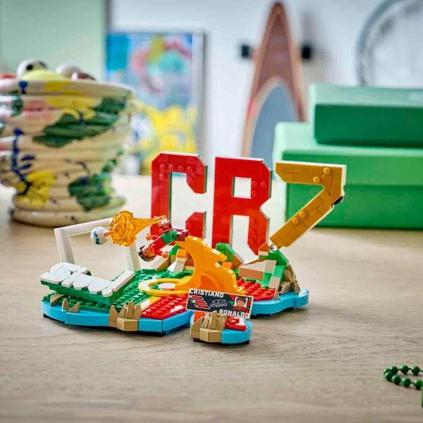 LEGO EDİTİONS CRİSTİNO RONALDO