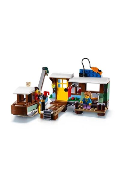 RİVERSİDE HOUSEBOAT