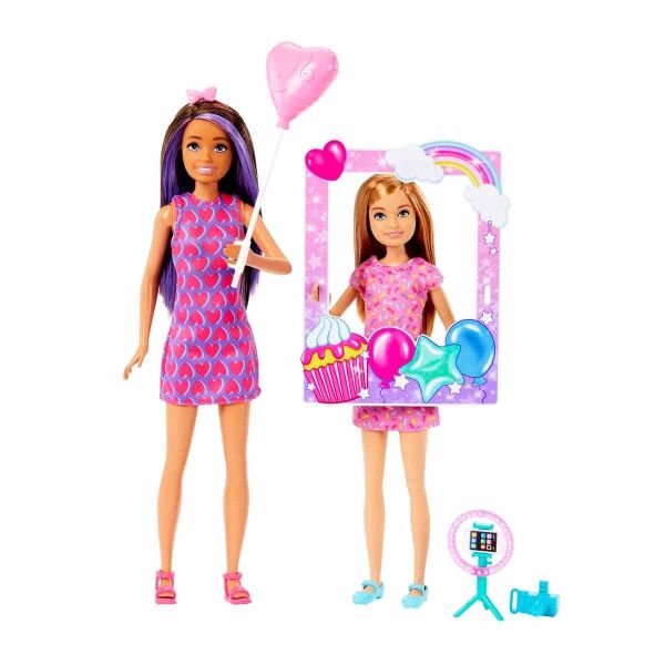 BARBİE AİLESİ SKİPPER VE STACİE DOĞUM GÜNÜ