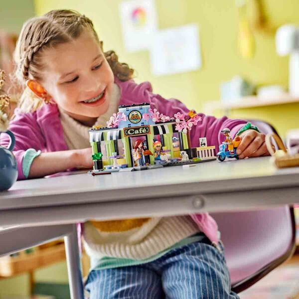 LEGO FRIENDS HEARTLAKE CITY CAFE