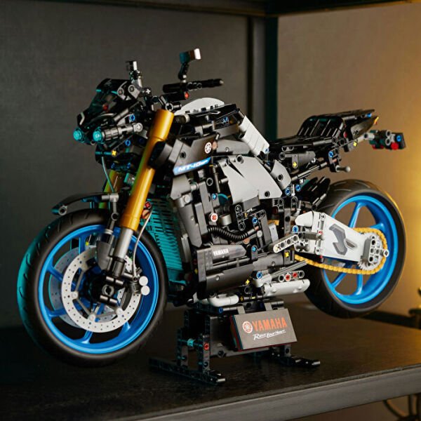 LEGO TECHNIC YAMAHA MT