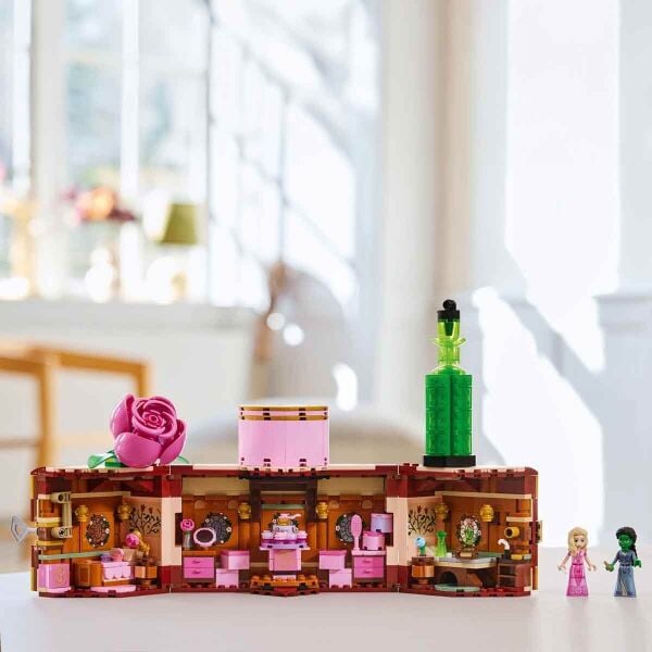 LEGO WICKED GLINDA VE ALPHABA KOL.