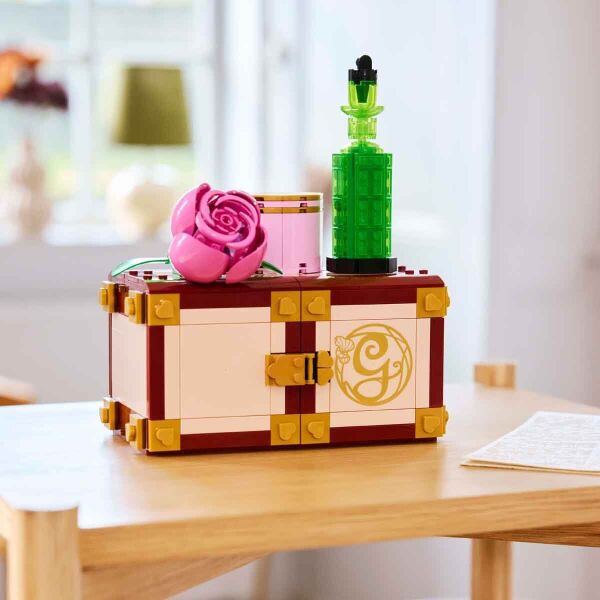 LEGO WICKED GLINDA VE ALPHABA KOL.