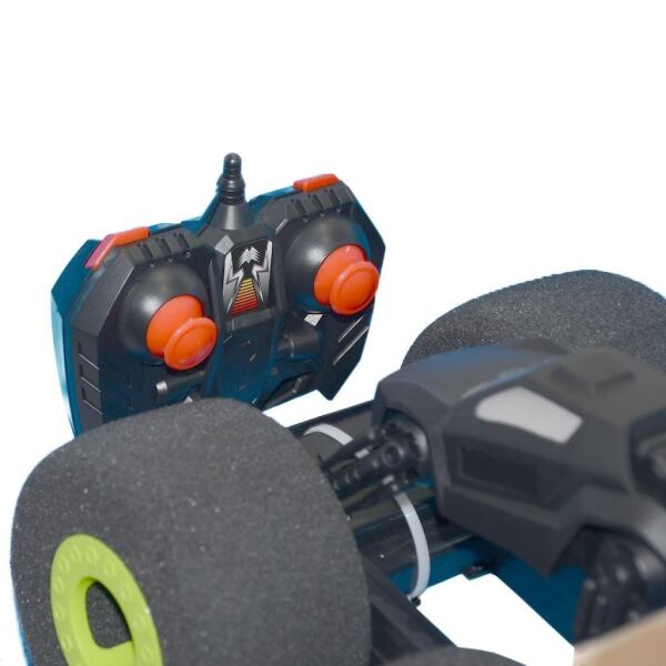 STUNT MONSTER TRUCK