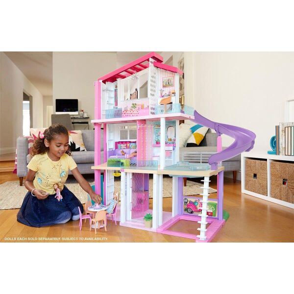 BARBİENİN RÜYA EVİ