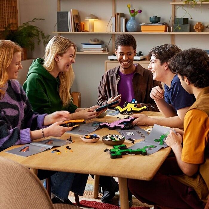 LEGO İCONS KEİTH HARİNG DANS EDEN FİGÜR