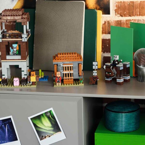 LEGO MİNECRAFT PİLLAGER KARAKOLU VE RAVAGER