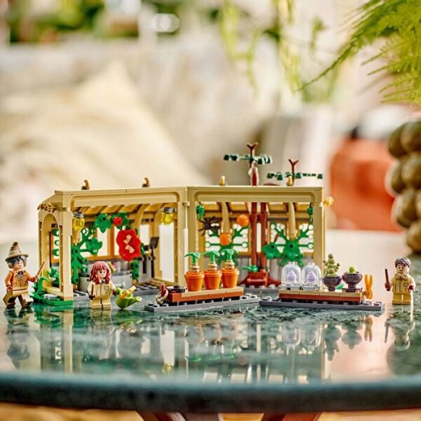 LEGO HARRY POTTER HOGWARTS ŞATOSU BİTKİBİLİM DERSİ