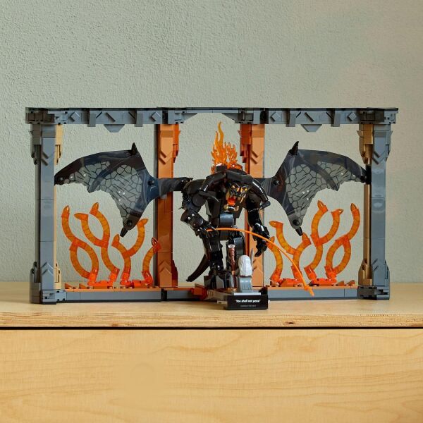 LEGO İCONS YÜZÜKLERİN EFEMDİSİ BALROG KİTAPLIK DEKORU