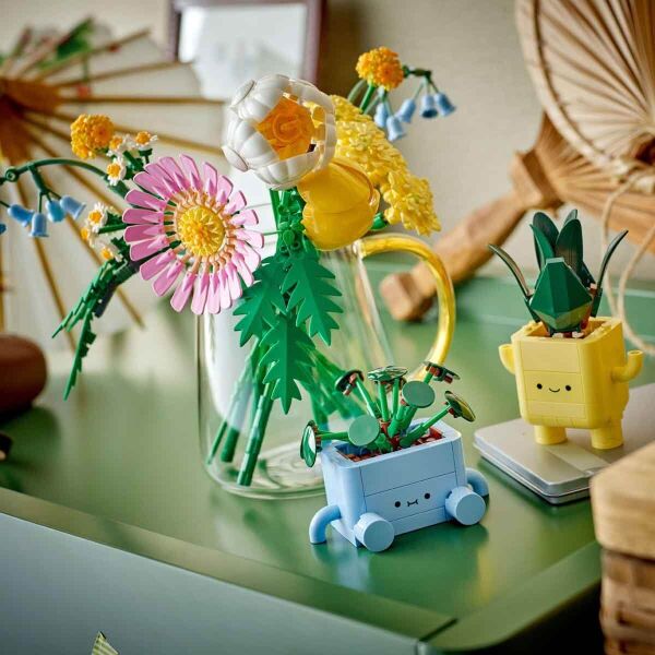 LEGO İCONİC BOTANİCALS MUTLU BİTKİLER 217 PRÇ