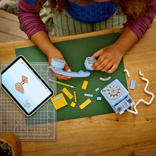 LEGO CREATOR 3 İN 1 RETRO TELEFON 383 PRÇ. +8 YAŞ