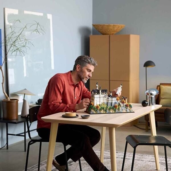 LEGO ARCHİTECTURE NEUSCHWANSTEİN ŞATOSU 3455 PRÇ +18 YAŞ