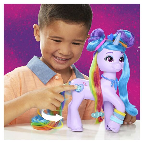 PONY IZZY MOONBOW GÖKKUŞAĞI STİLİ