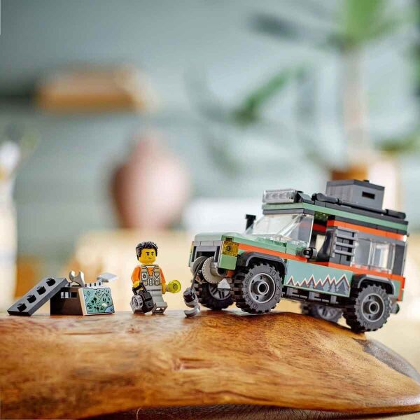 LEGO CITY 4X4 ARAZİ DAĞ ARABASI