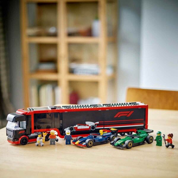 LEGO CITY F1 KAMYON RB20 VE AMR24