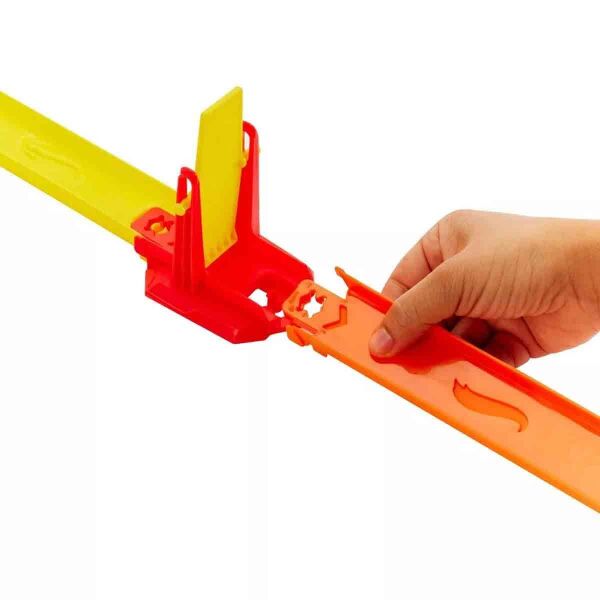 HOTWEELS HOT ONES OTOYOL OYUN SETİ