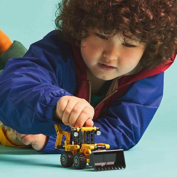 LEGO KAZICI YÜKLEYİCİ