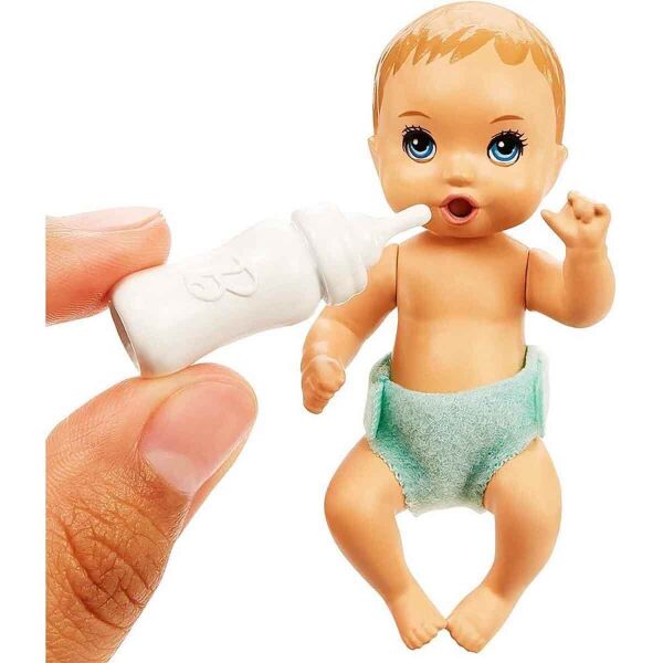 BARBİE SKIPPER BEBEK BAKICISI