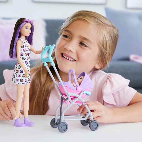 BARBİE AİLE SKIPPER BEBEK BAKICISI