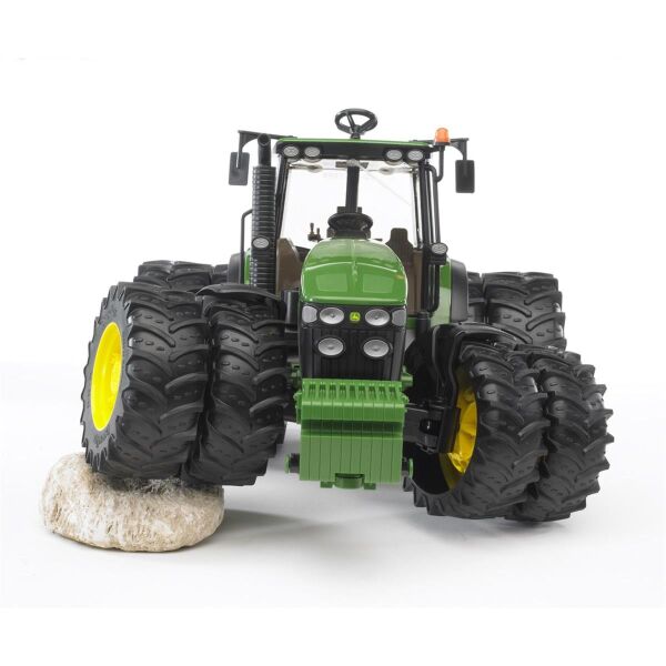 JOHN DEERE ÇİFT TEKERLET