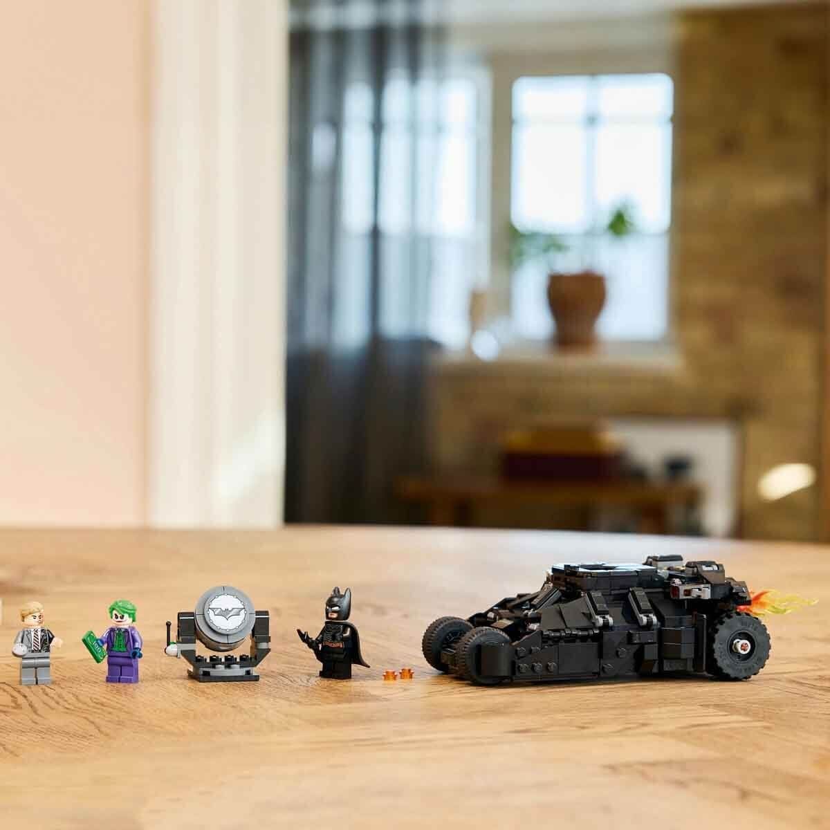 BATMAN TUMBLER 2 FACE VE JOKER