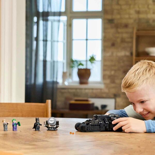 BATMAN TUMBLER 2 FACE VE JOKER