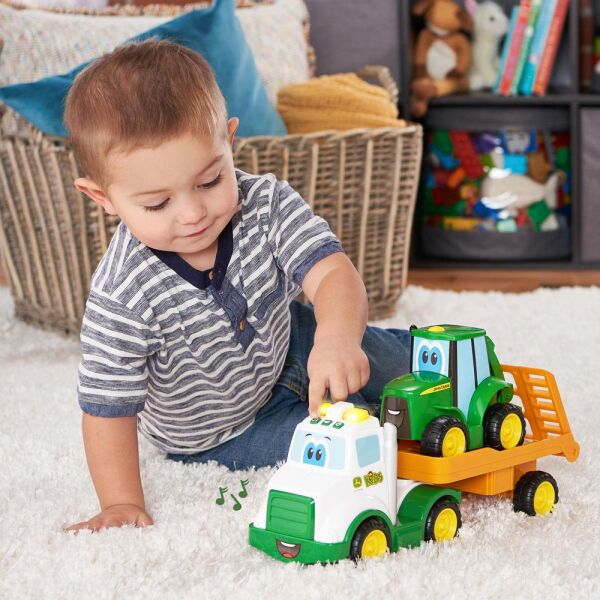 TOMY JOHN DEERE TRAKTÖR