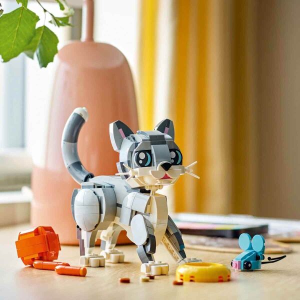 LEGO KLASİK OYUNBAZ KEDİ