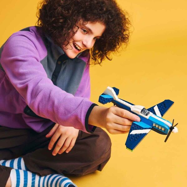 LEGO CLASSİC YARIŞ UÇAĞI