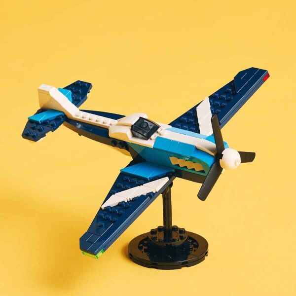 LEGO CLASSİC YARIŞ UÇAĞI