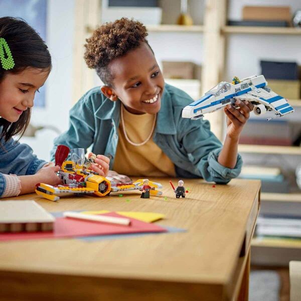 LEGO STAR WARS NEW REPUBLIC EWİNG