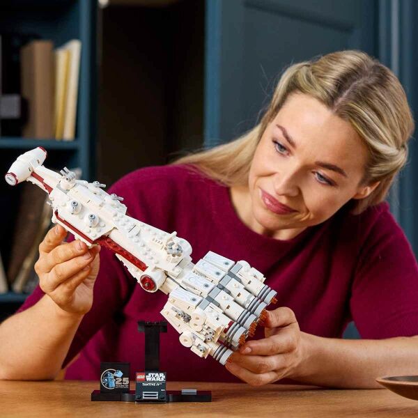 LEGO STAR WARS TANİVE IV