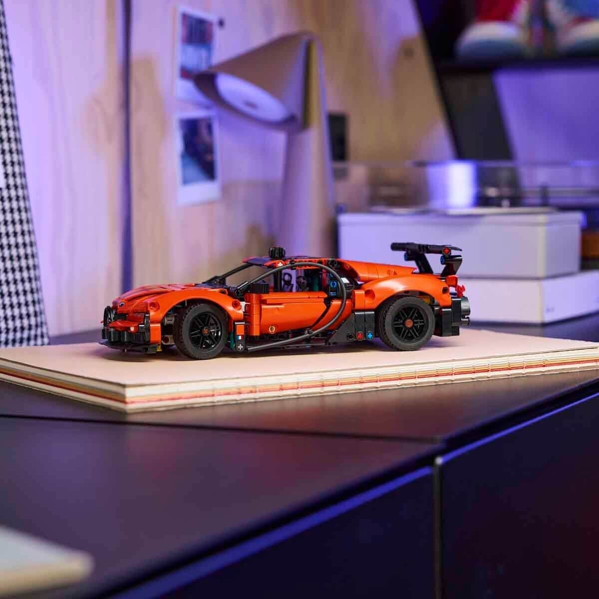 LEGO TECHNIC BUGATTİ CHİRON PUR SPORT 771 PRÇ.