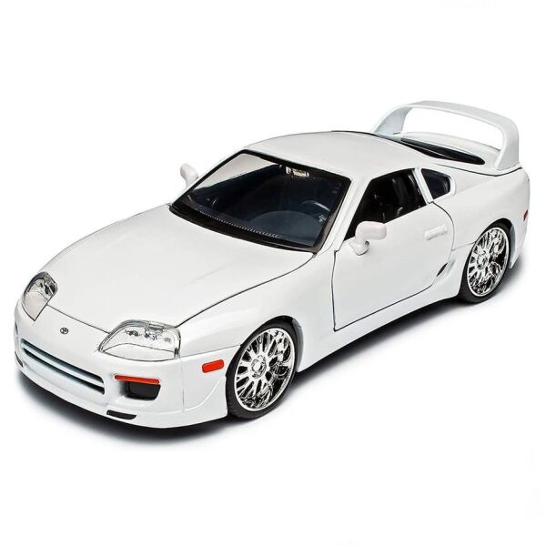 HIZLI VE ÖFKELİ 1995 TOYOTO SUPRA 1:24 19 CM