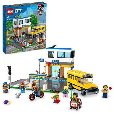 LEGO CITY SCHOOL DAY