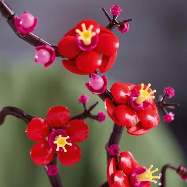 LEGO ICONS PLUM BLOSSOM
