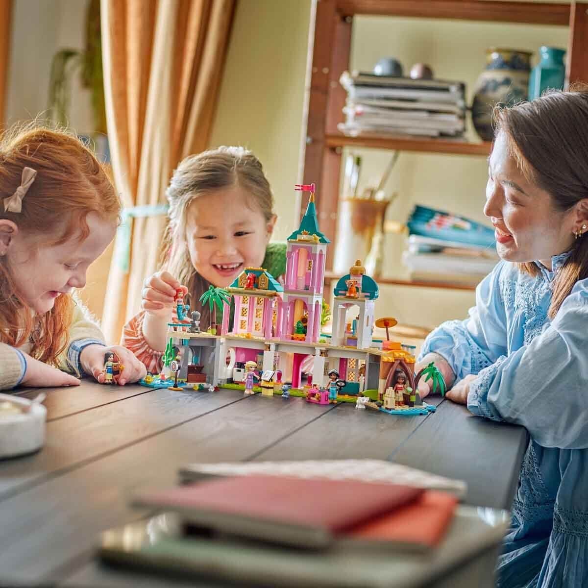 LEGO DISNEY PRENSES KALE VE KRALİYET HAYVANLARI