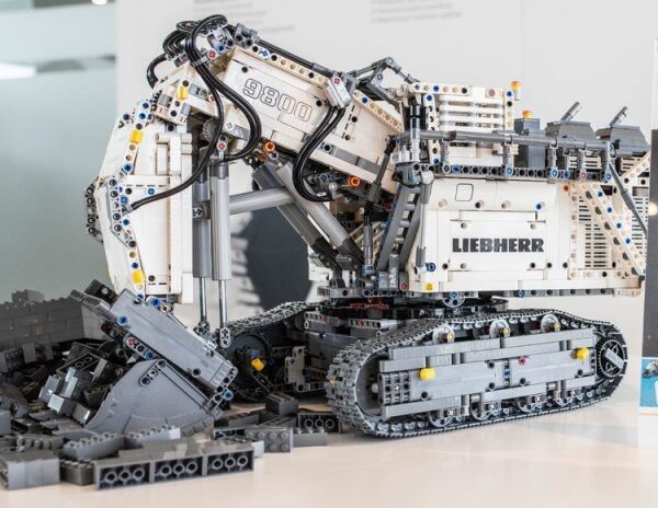 LEGO EKSKAVATOR
