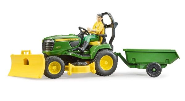 BRUDER JOHN DEERE ÇİM BİÇME TRAKTÖRÜ VE BAHÇIVAN