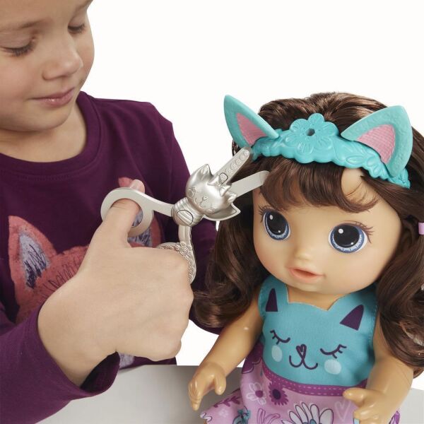 BABY ALIVE BEBEĞİMLE SAÇ TASARIM KUMRAL