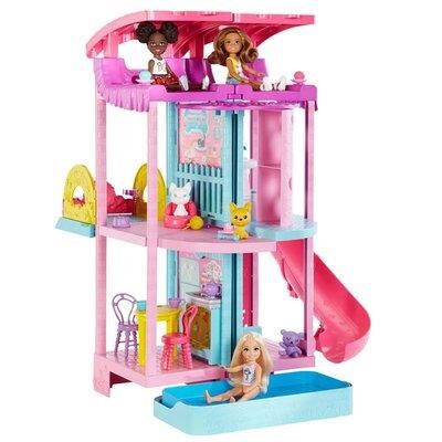 BARBİE AİLESİ CHELSA OYUN EVİ