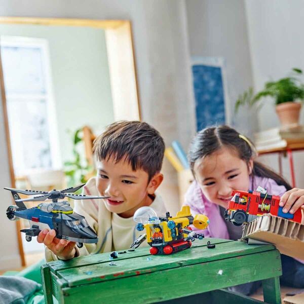 LEGO CITY HELİKOPTER İTFAİYE VE DENİZALTI