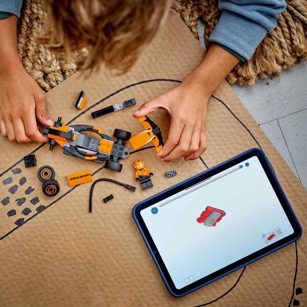 LEGO CİTY MCLAREN YARIŞ ARABASI