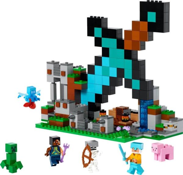 LEGO MİNECRAFT KILIÇ ÜS