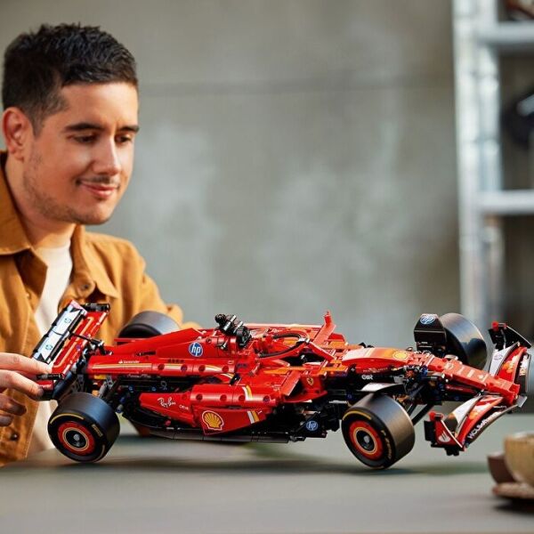 LEGO TECHNİC FERRARİ